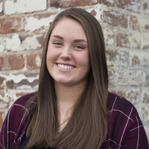 Meet your Posher, Lauren